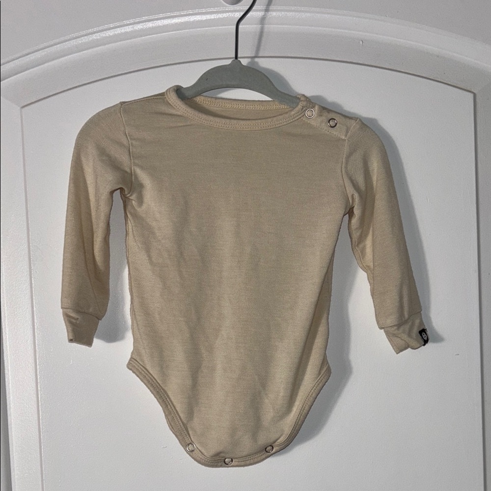 Sweet Bamboo bodysuit onesie snap crotch shirt 3-6 months